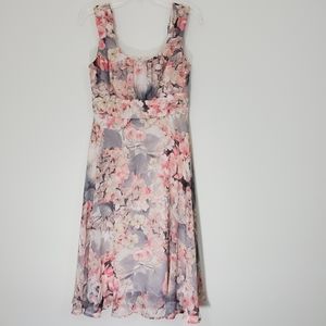 Signature Ella Sleeveless Floral Dress Size 4